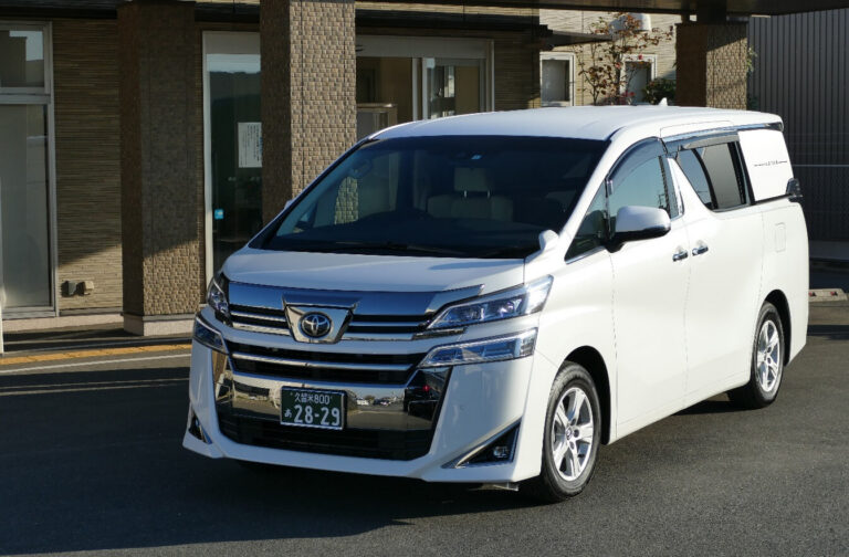 ワンボックス型 ヴェルファイア